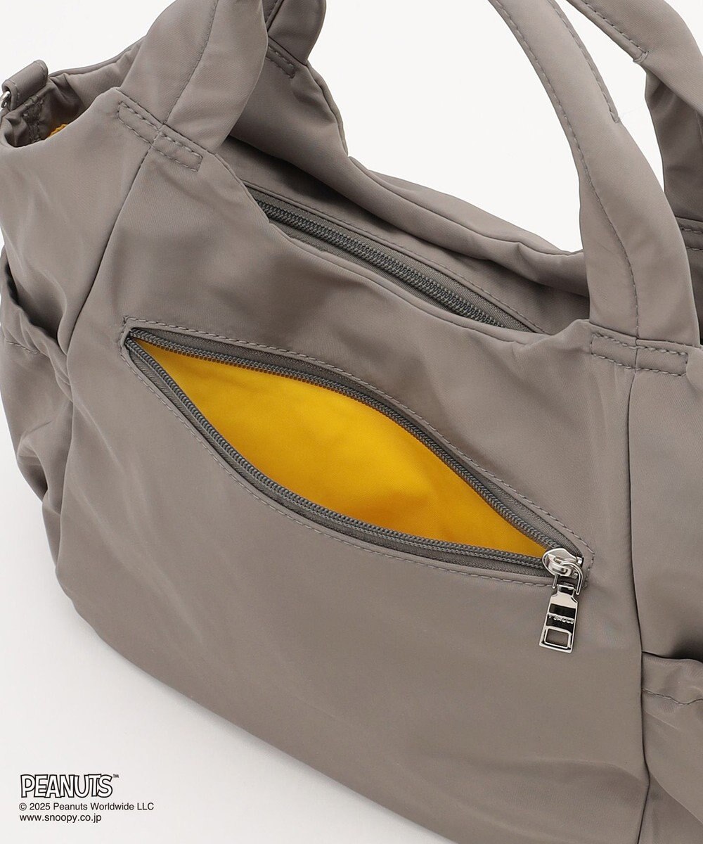Y'SACCS SNOOPYデザイン サイドギャザー2wayトート　Mサイズ(スケートボード） 