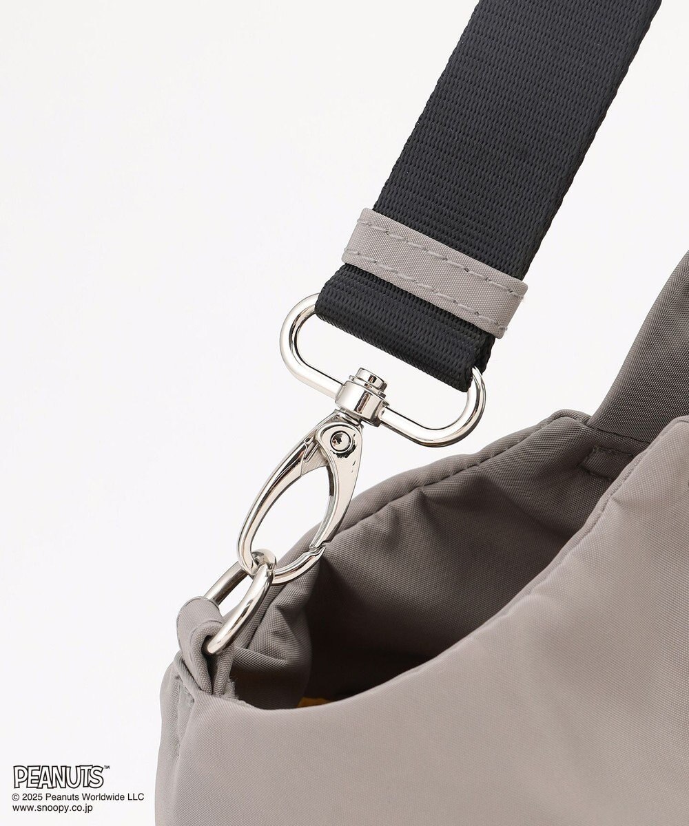Y'SACCS SNOOPYデザイン サイドギャザー2wayトート　Mサイズ(スケートボード） 