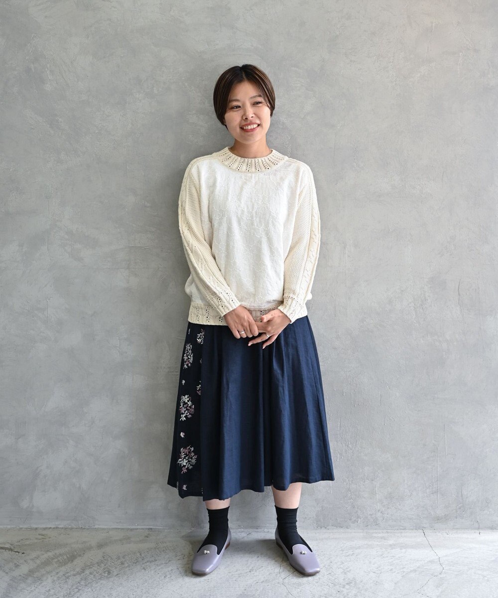 muuc 〈コットン×リネン〉〈高品質なドライタッチ生地〉〈遠州織物の工場で織られた上質な生地〉野小花刺繍 ウエスト後ろゴムあり 裏地あり ギャザースカート 