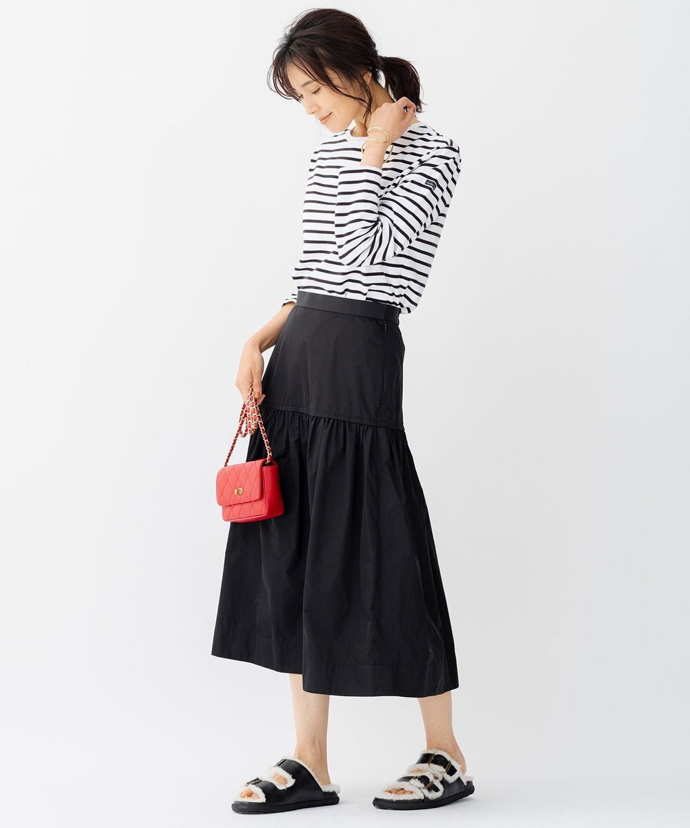 23区 メモリータフタ ティアード スカート 