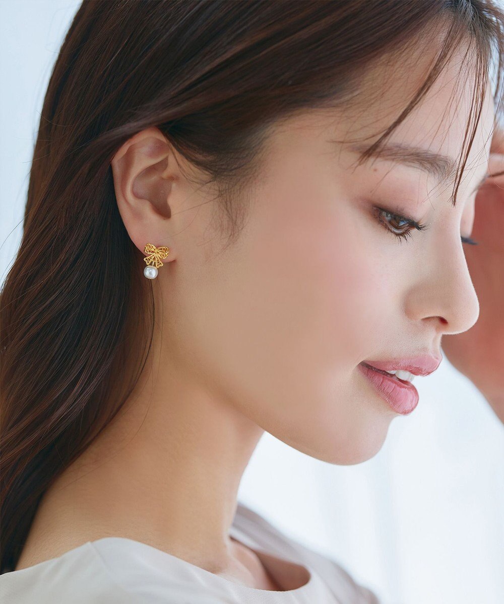 Tiaclasse 【金属アレルギー対応／選べる2タイプ】リボン＋パールピアス 