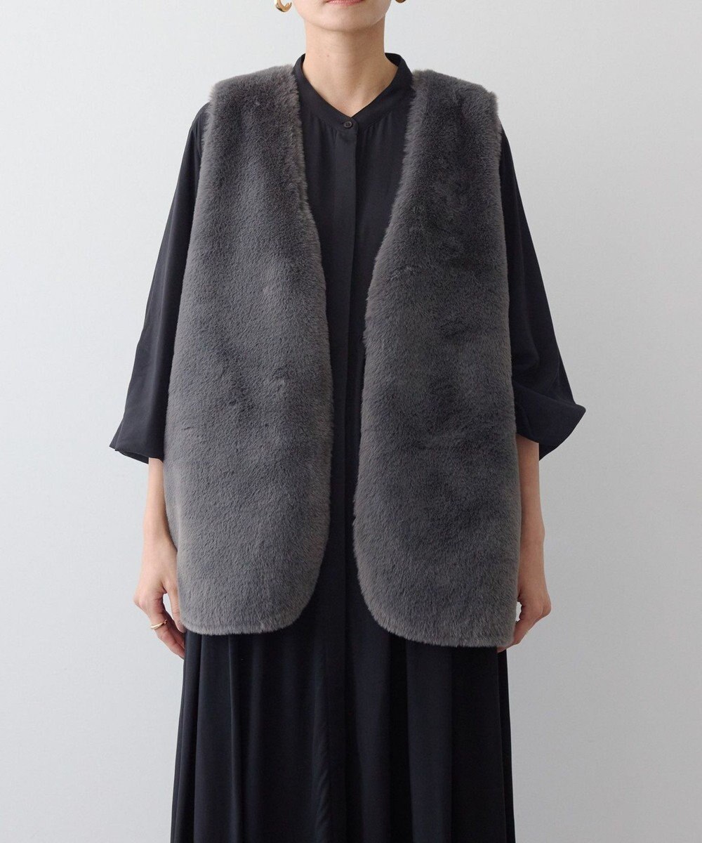 AMERICAN HOLIC 丈違いフェイクファーベスト 