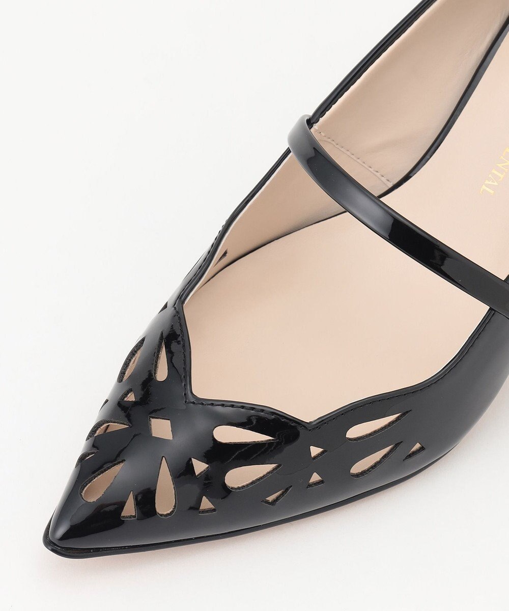 GRACE CONTINENTAL カットワークローパンプス 