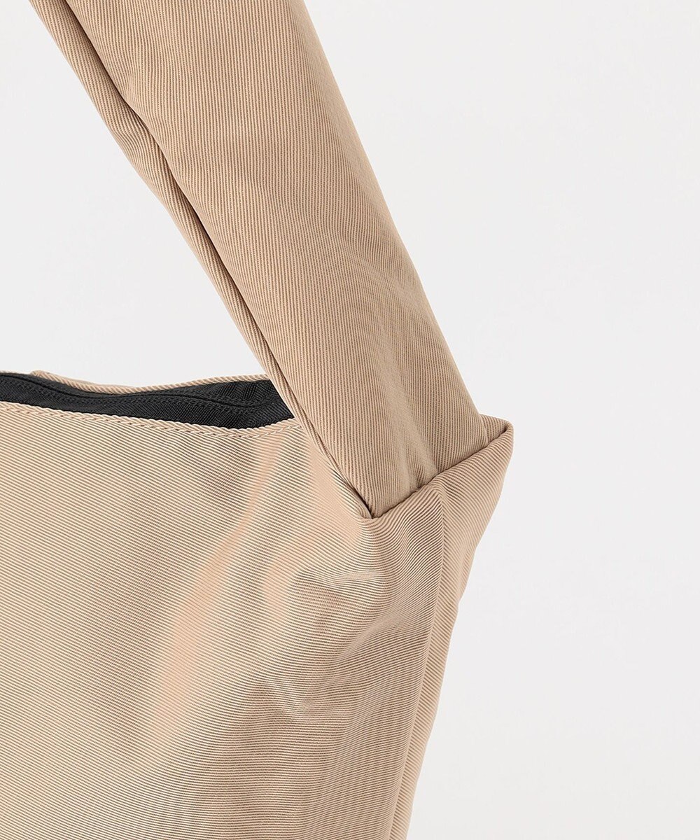 LA BAGAGERIE 【maison vert】 【トラベルにぴったり！】メニーポケットボディショルダーバッグ 