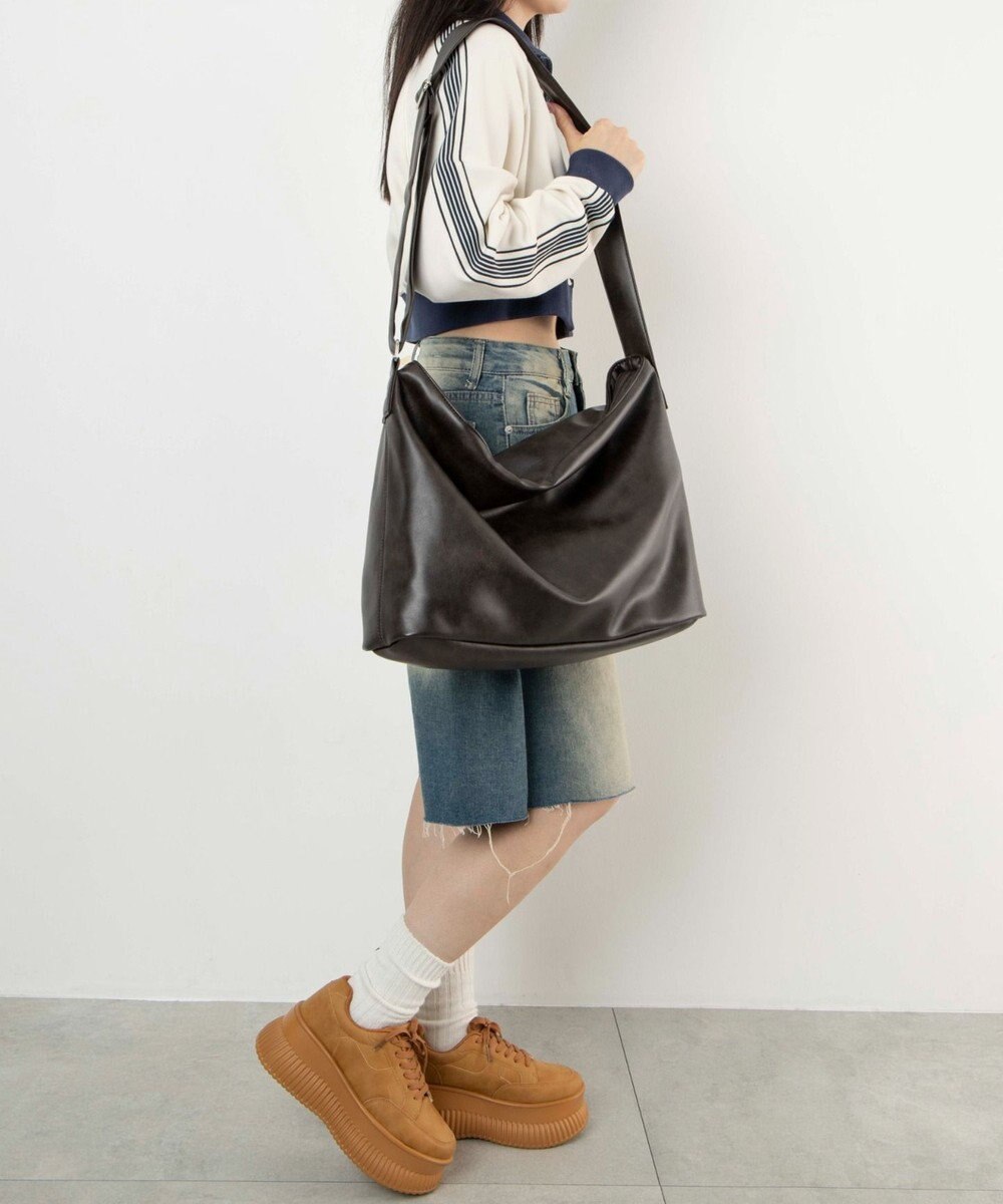 WEGO 【ユニセックス着用ITEM】レザータッチBIGショルダー 