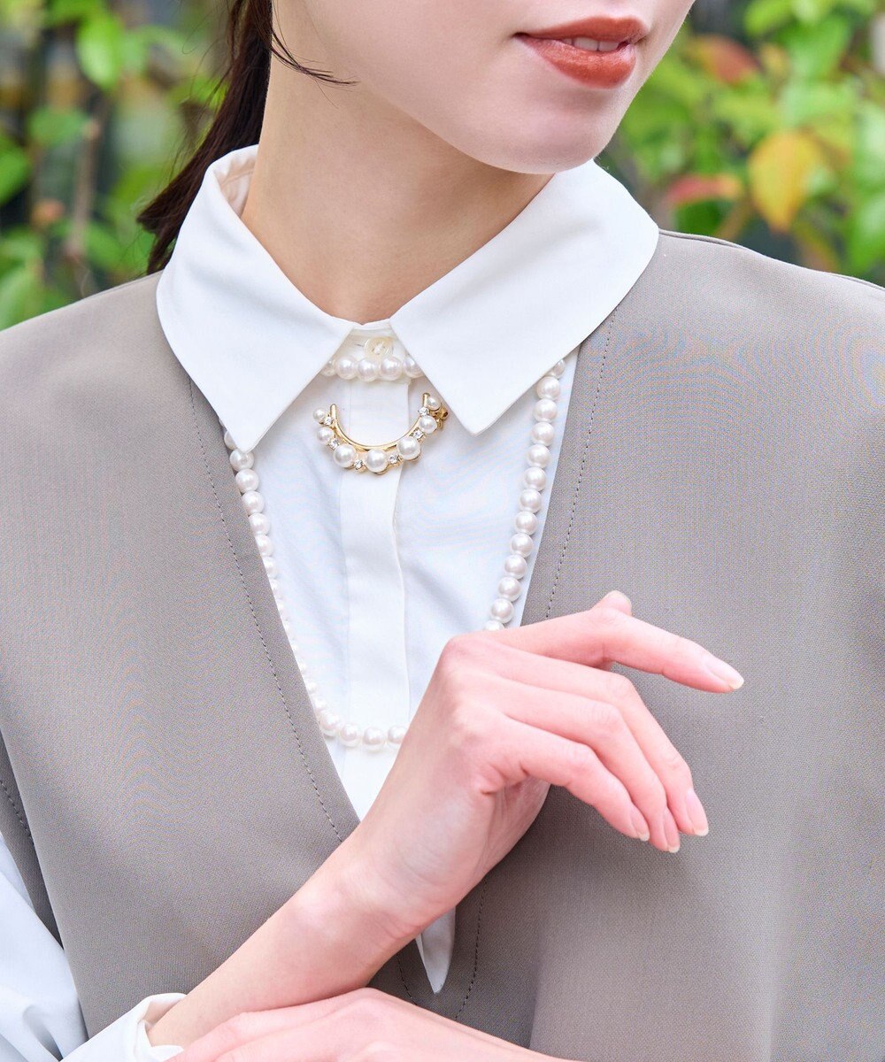 Phoebe <オンワード限定セット>痛くないシリーズ/金属アレルギー対応ソロパールフープライトフィットイヤリング×フォーマルパールビジューハーフブローチ 