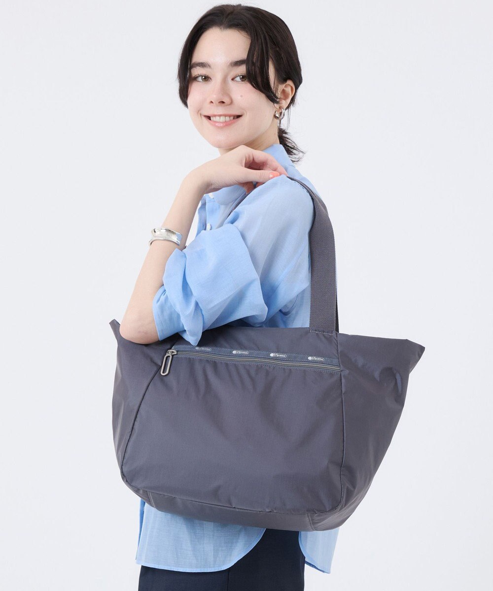 LeSportsac ESSENTIAL E/W ZIPTOP TOTE/シャドウグレーC 