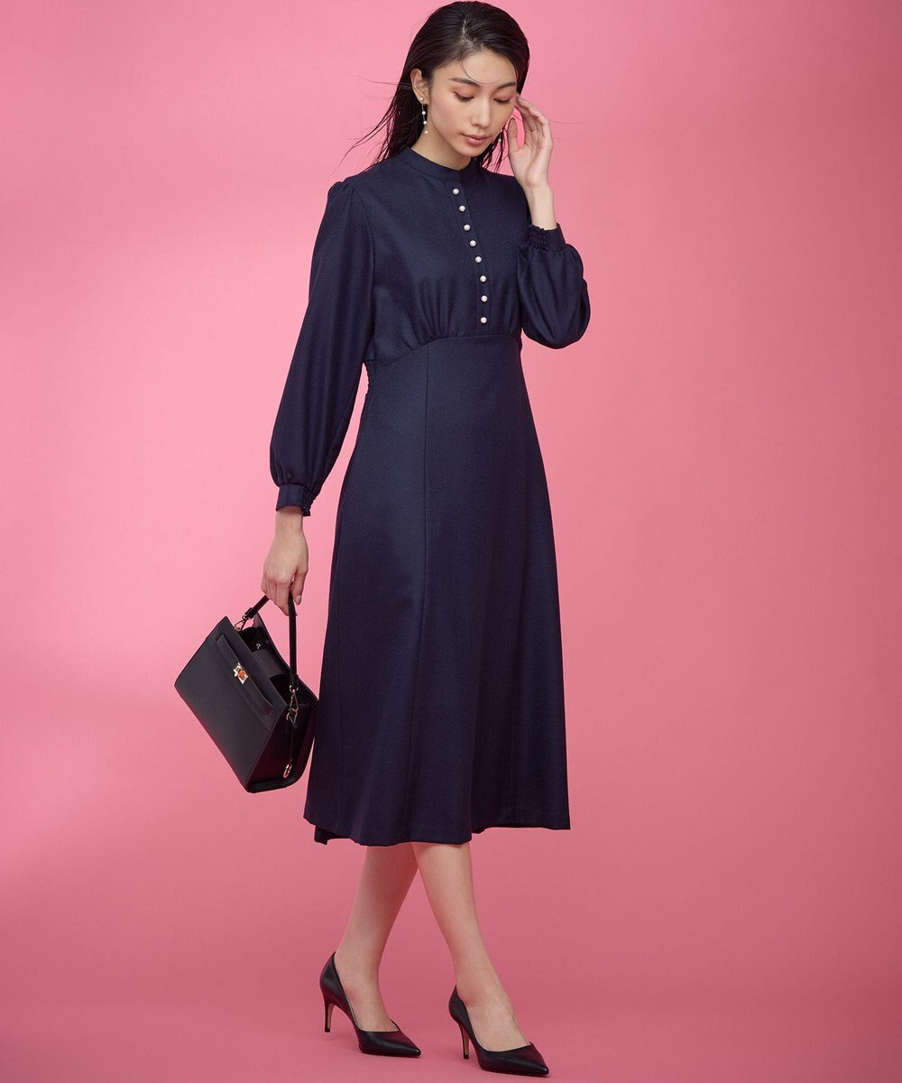 組曲 L 【WEB限定・KUMIKYOKU NAVY】ウールジョーゼット バンドカラーワンピース 
