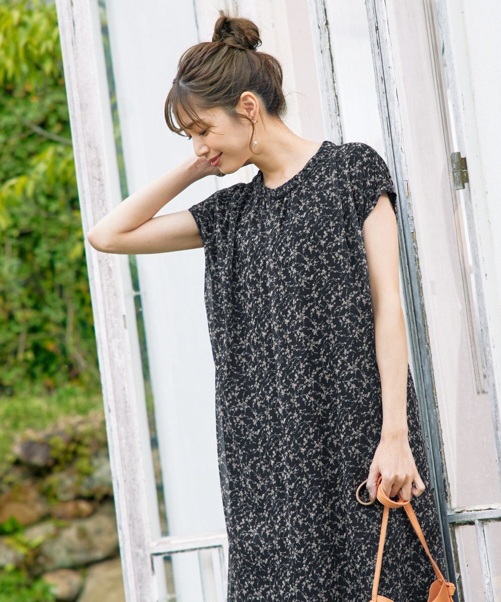 Tiaclasse L 【洗える】花柄シフォン衿ギャザーワンピース 