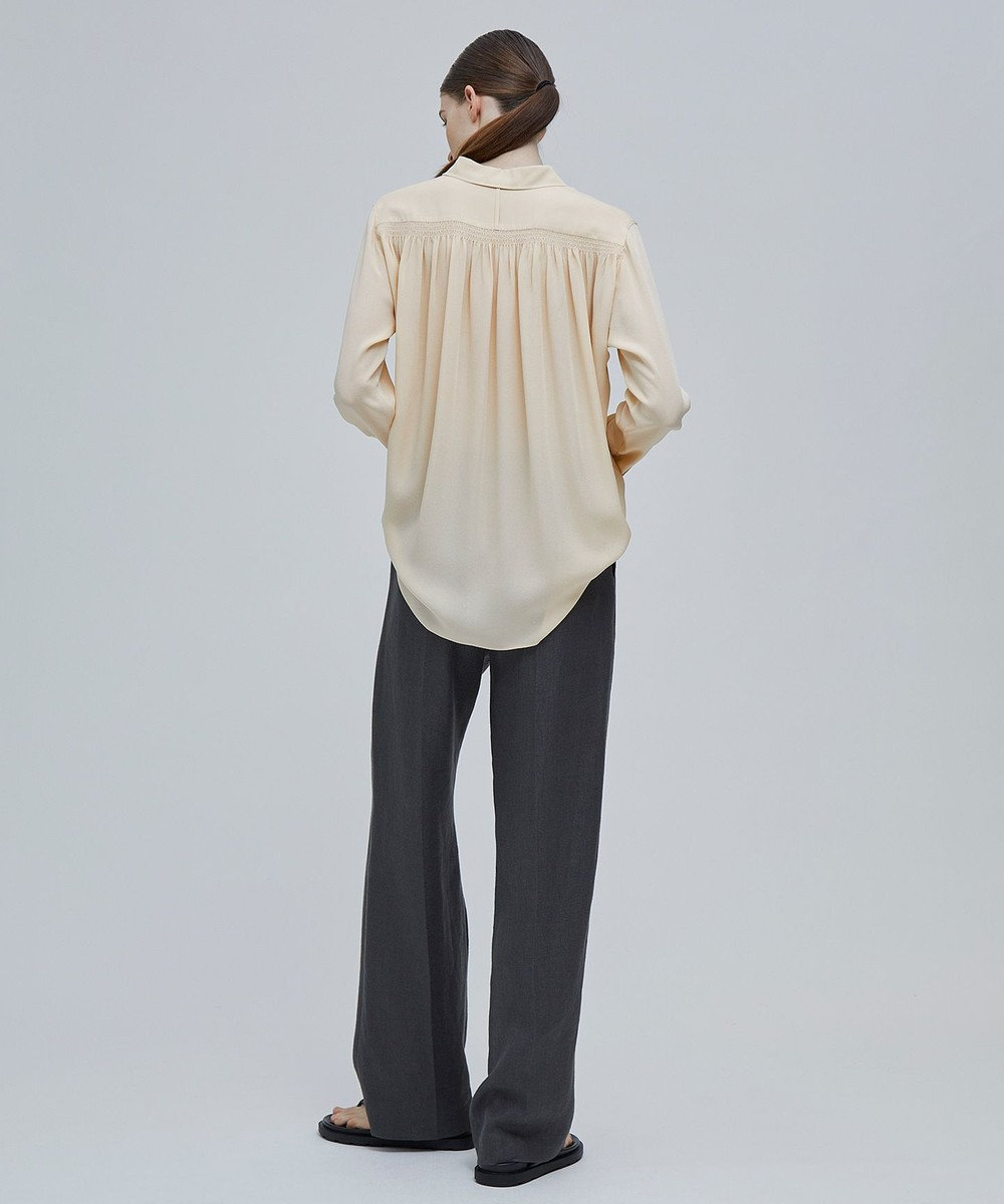 BEIGE， OLGA / シャーリングブラウス 