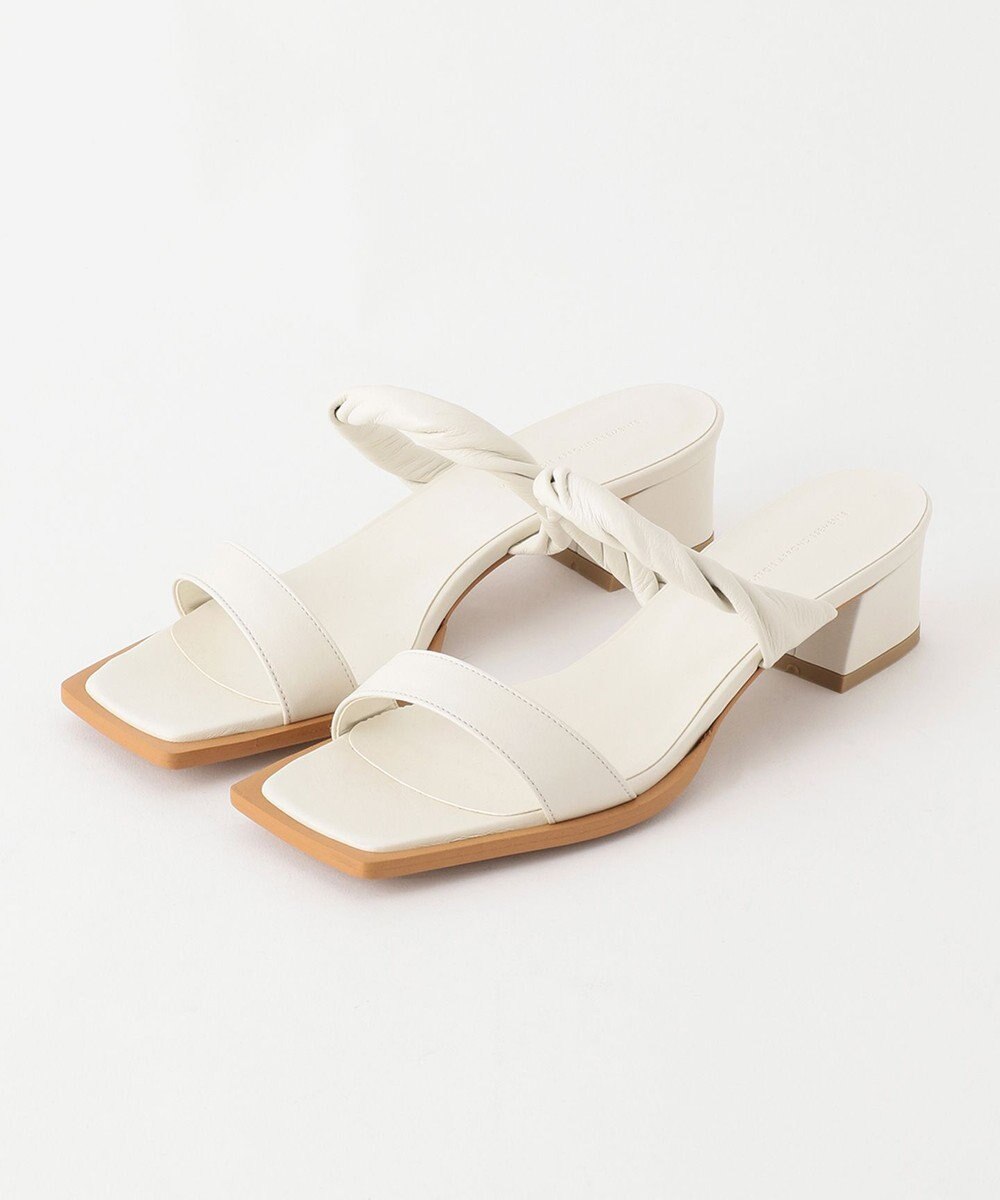 23区 【WEB限定】ツイスト ベルト サンダル 