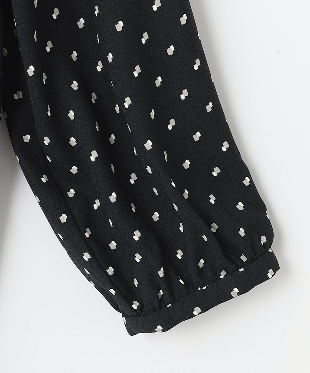 自由区 【セット可/洗える】ダブルスクエアプリント バンドカラーブラウス 