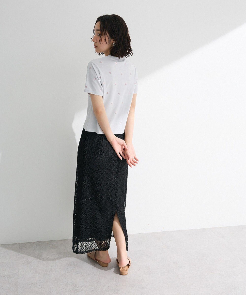Green Parks ・ＤＯＵＢＬＥ　ＦＬＡＧＳ　ハート総柄刺繍ＴＥＥ 