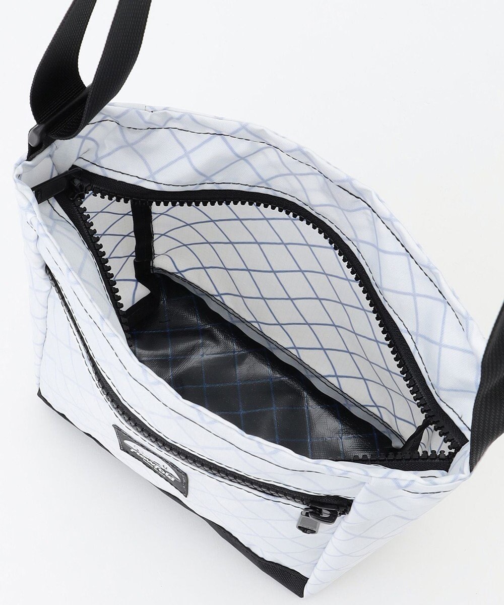 JOSEPH ABBOUD MOUNTAIN 【リサイクル素材・ハンドメイド生産】flowfold - Odyssey Crossebody 3L ショルダーバッグ 