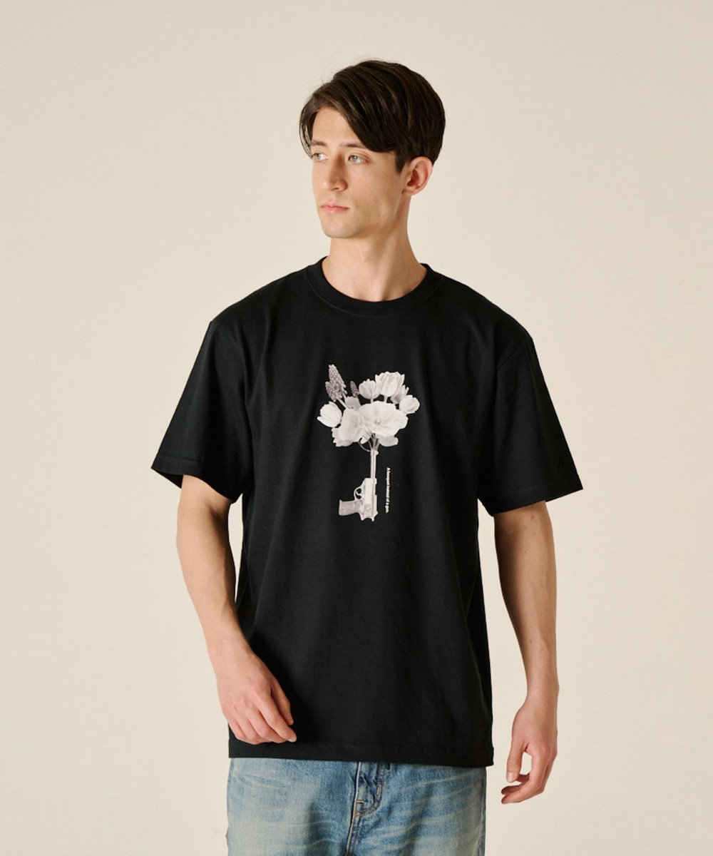 Ripo trenta anni 【男女兼用】TAKATORI MEGUMIコラボTシャツ ＜PISTOL&FLOWER＞ BLACK