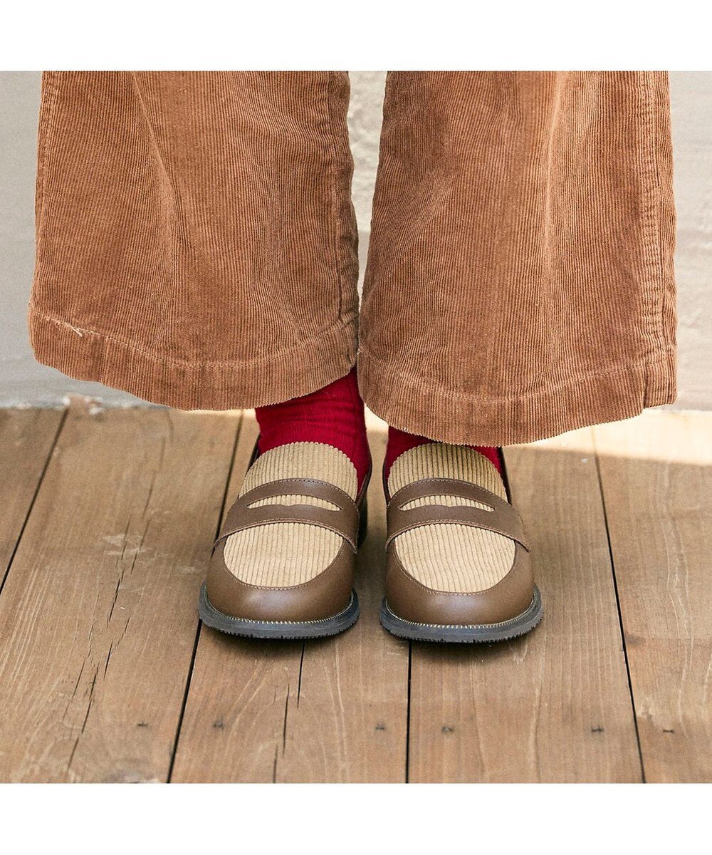 ing <ing>デザインコインローファー 