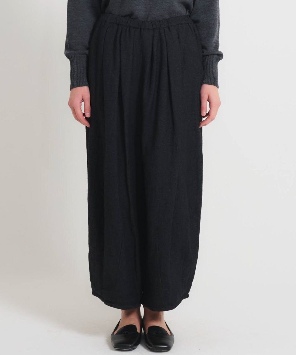 muuc 〈軽やかな尾州産リネンウール〉裾タックワイドパンツ  ロングシーズン 秋冬春 ウエストゴム有り ゆったりシルエット セットアップ可能  裏地有り 