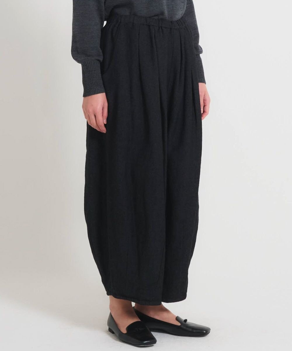 muuc 〈軽やかな尾州産リネンウール〉裾タックワイドパンツ  ロングシーズン 秋冬春 ウエストゴム有り ゆったりシルエット セットアップ可能  裏地有り 