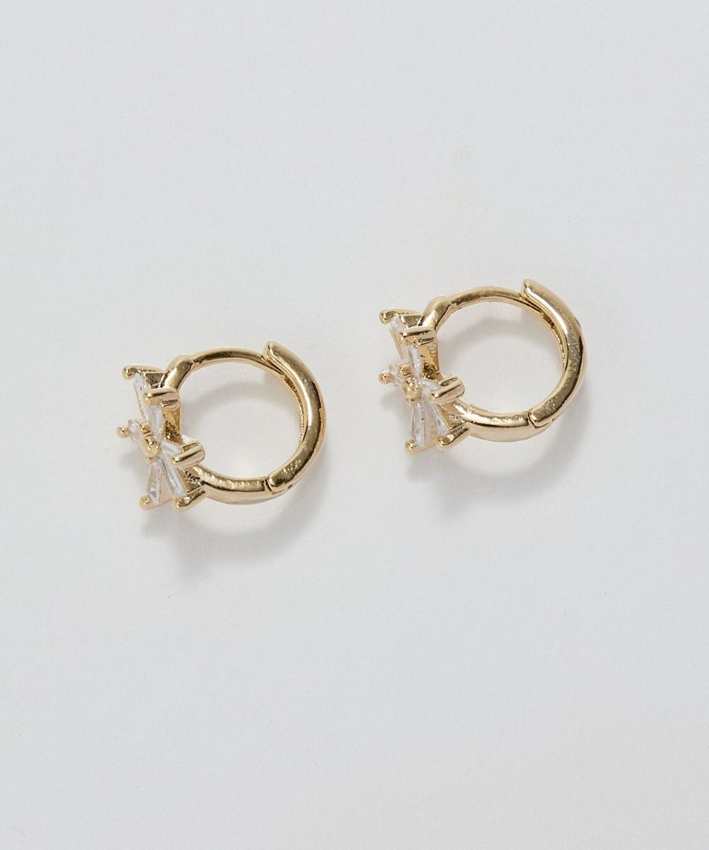 Phoebe ワンタッチスノーフラークフープピアス 