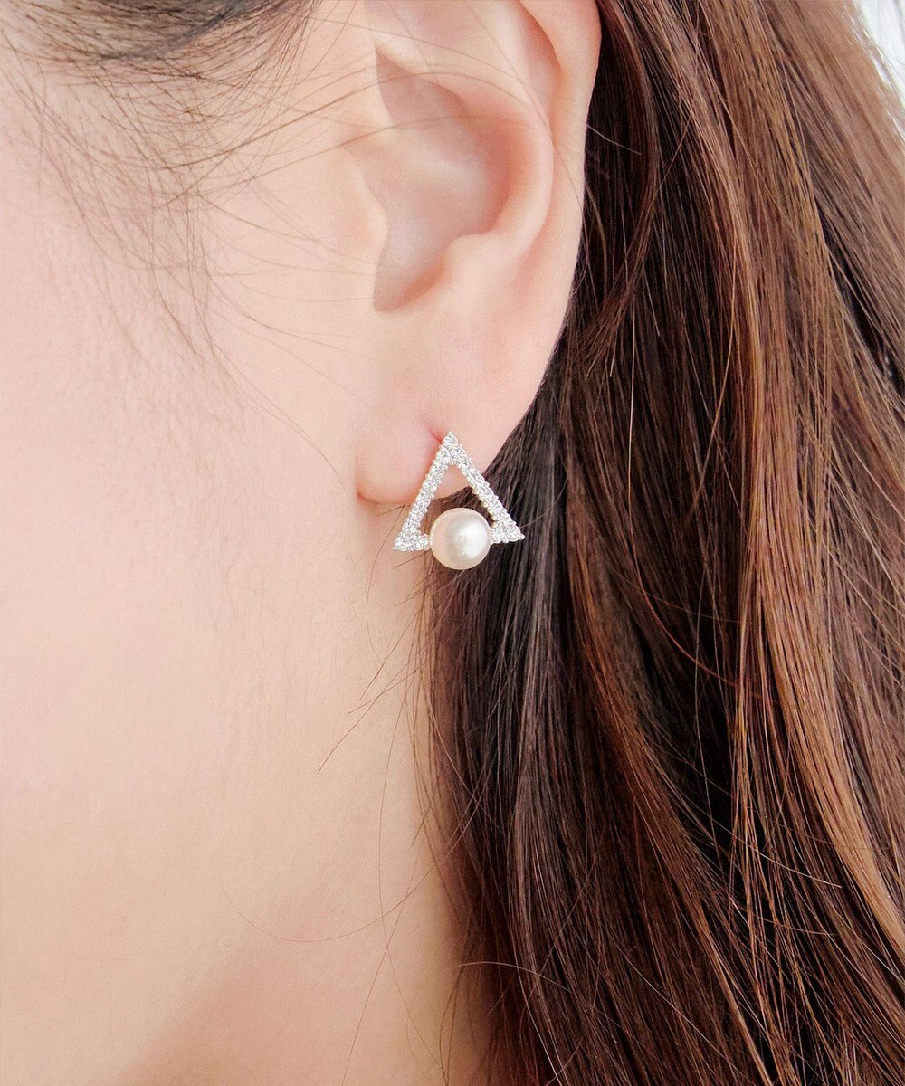 Tiaclasse 【金属アレルギー対応】トライアングルパールピアス 