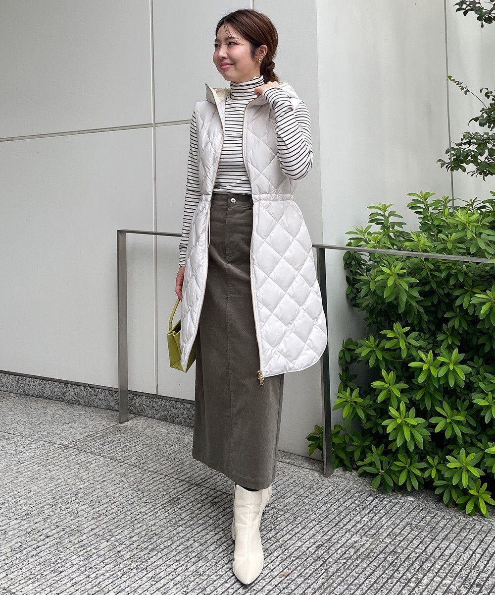 UNFILO ストレッチコーデュロイ Iラインスカート 