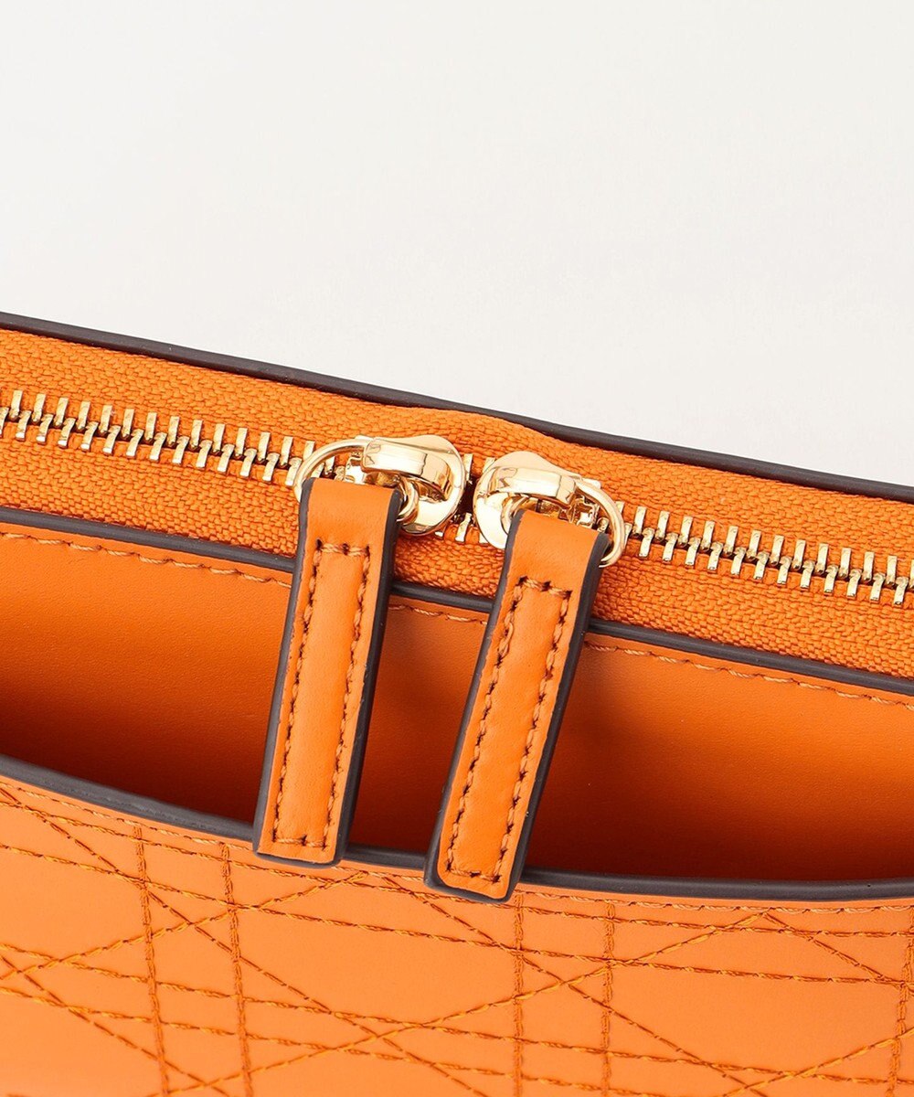 LA BAGAGERIE 【レザー×ステッチ】スクエアマルチポシェット 