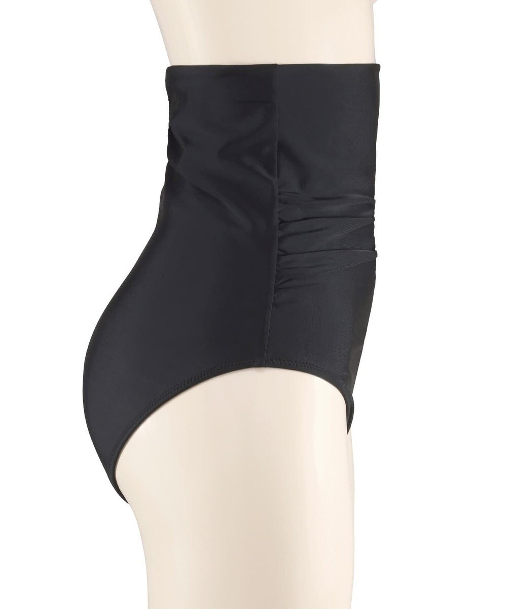 San-ai Resort（三愛水着楽園） 【San-ai Resort×PEACH　JOHNコラボ】【ナイスバディ水着】フリルワイヤービキニ　9M・11L　【San-ai Resort（サンアイリゾート）】 