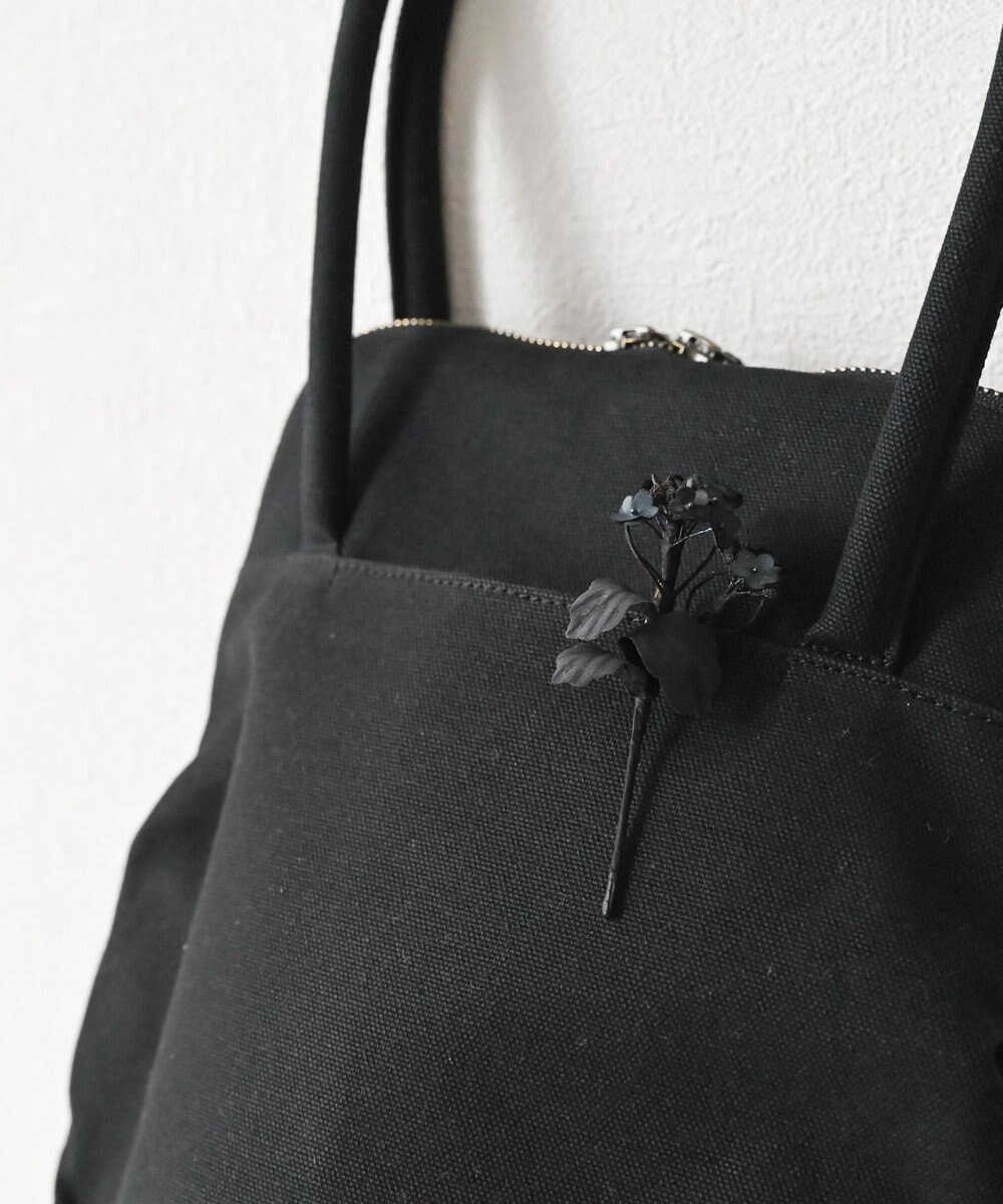 AND WOOL 〈繊細で深みがある色合いの上品小物〉菜の花ブローチ 