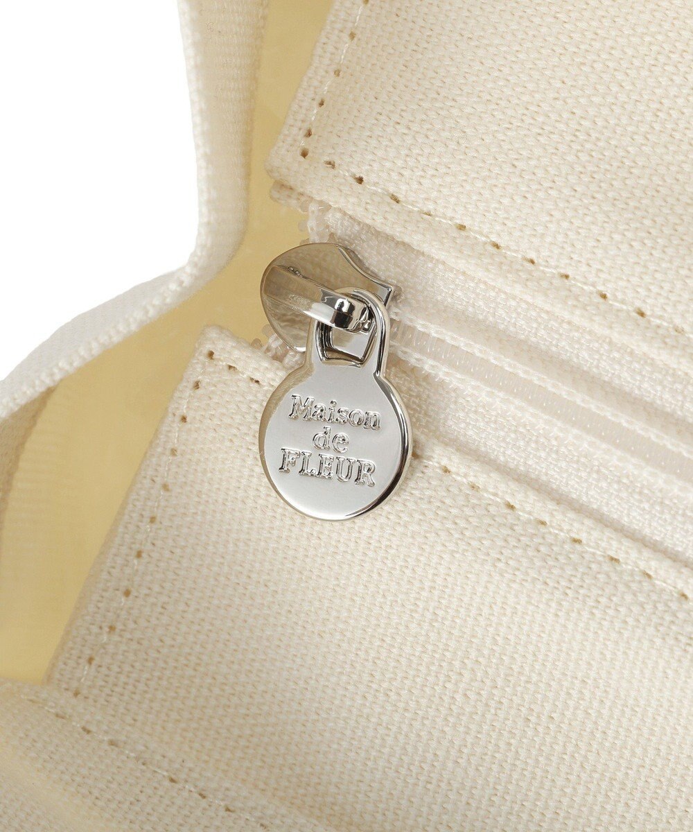 Maison de FLEUR ロゴ刺繍フリルハンドル帆布キャリーオンバッグ 