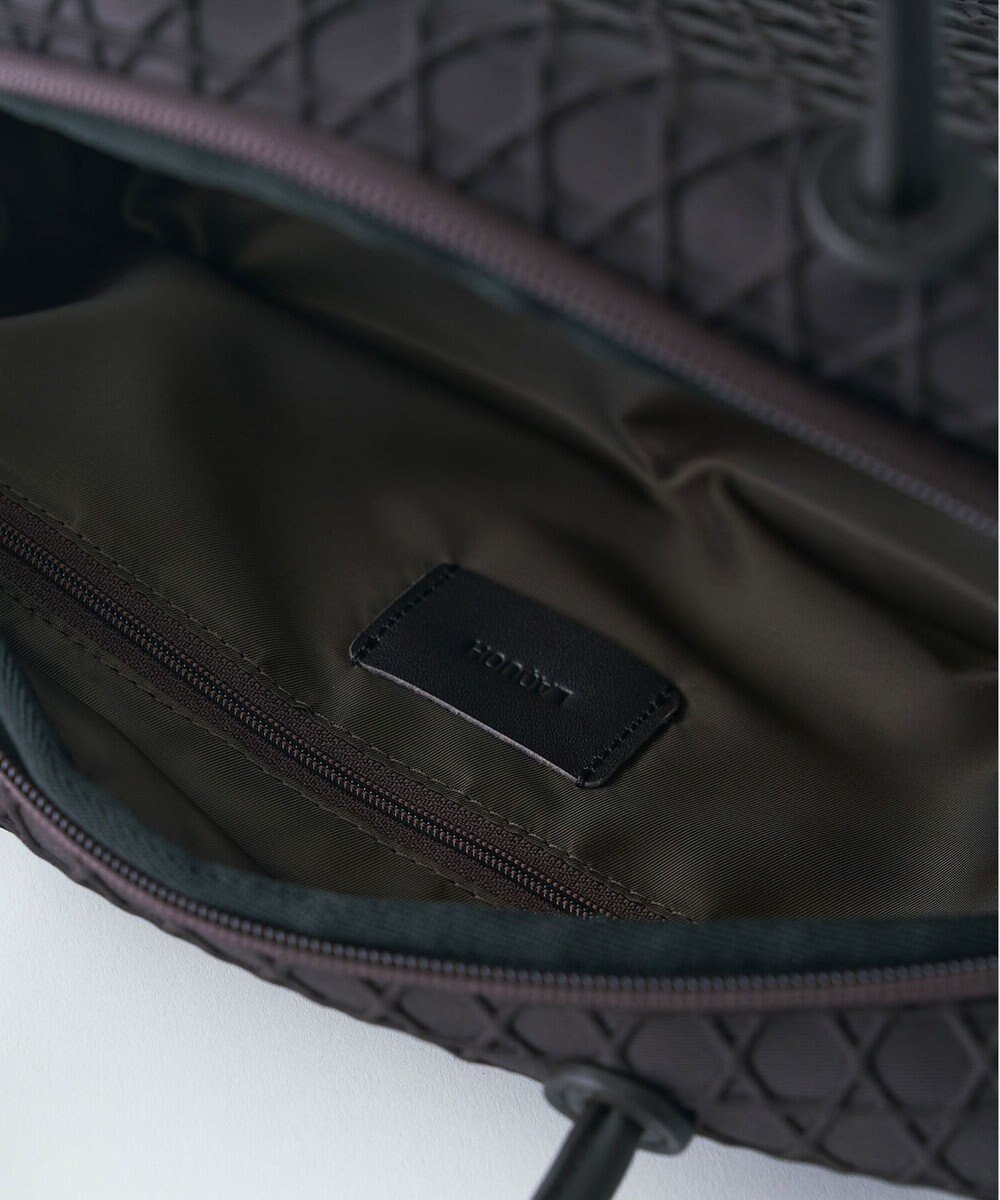 MIYABIYA LAQUOH【撥水加工】篭目柄エンボスボンディング ミニボストン 