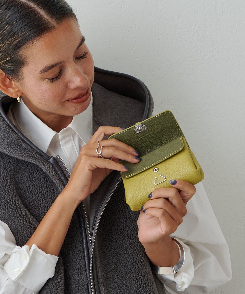 IACUCCI 【バイカラー】アバ ウォレット CERVO 