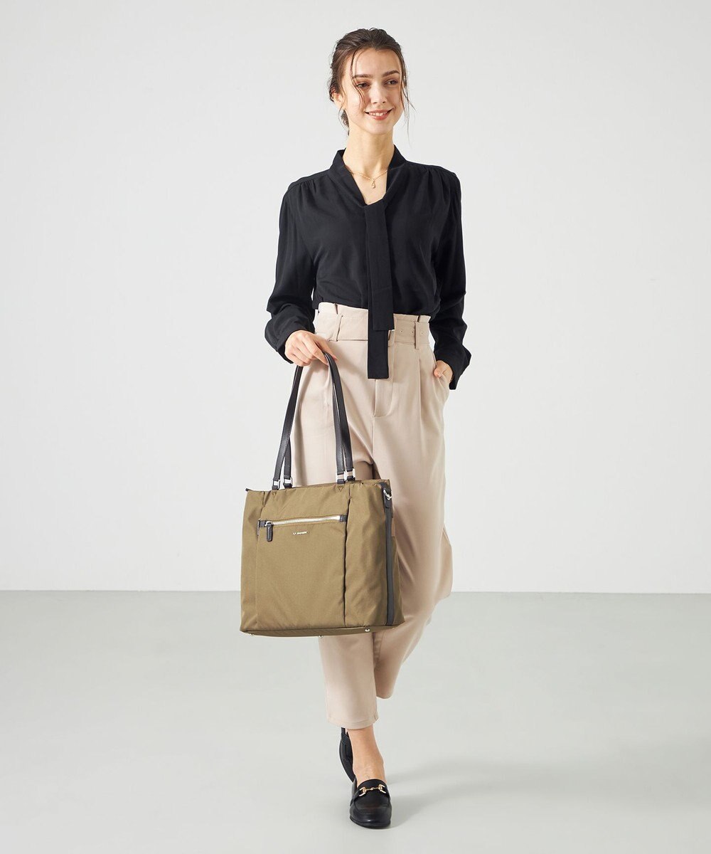 LA BAGAGERIE コーデュラ×リサイクルレザー　スクエアトート 