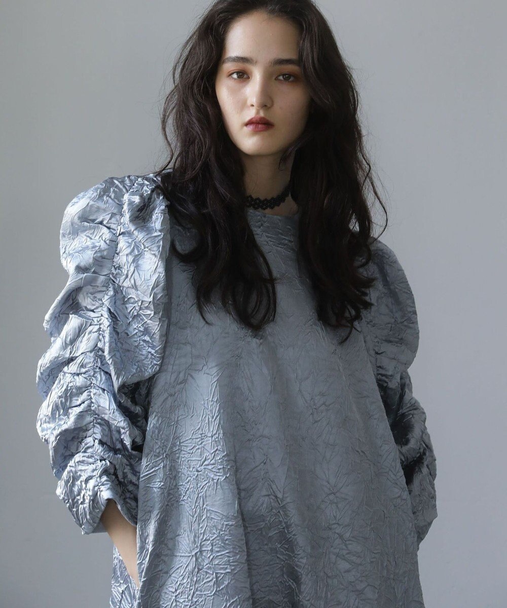 Green Parks ■ＥＳＣＡＲ　エンボスギャザースリーブワンピース 