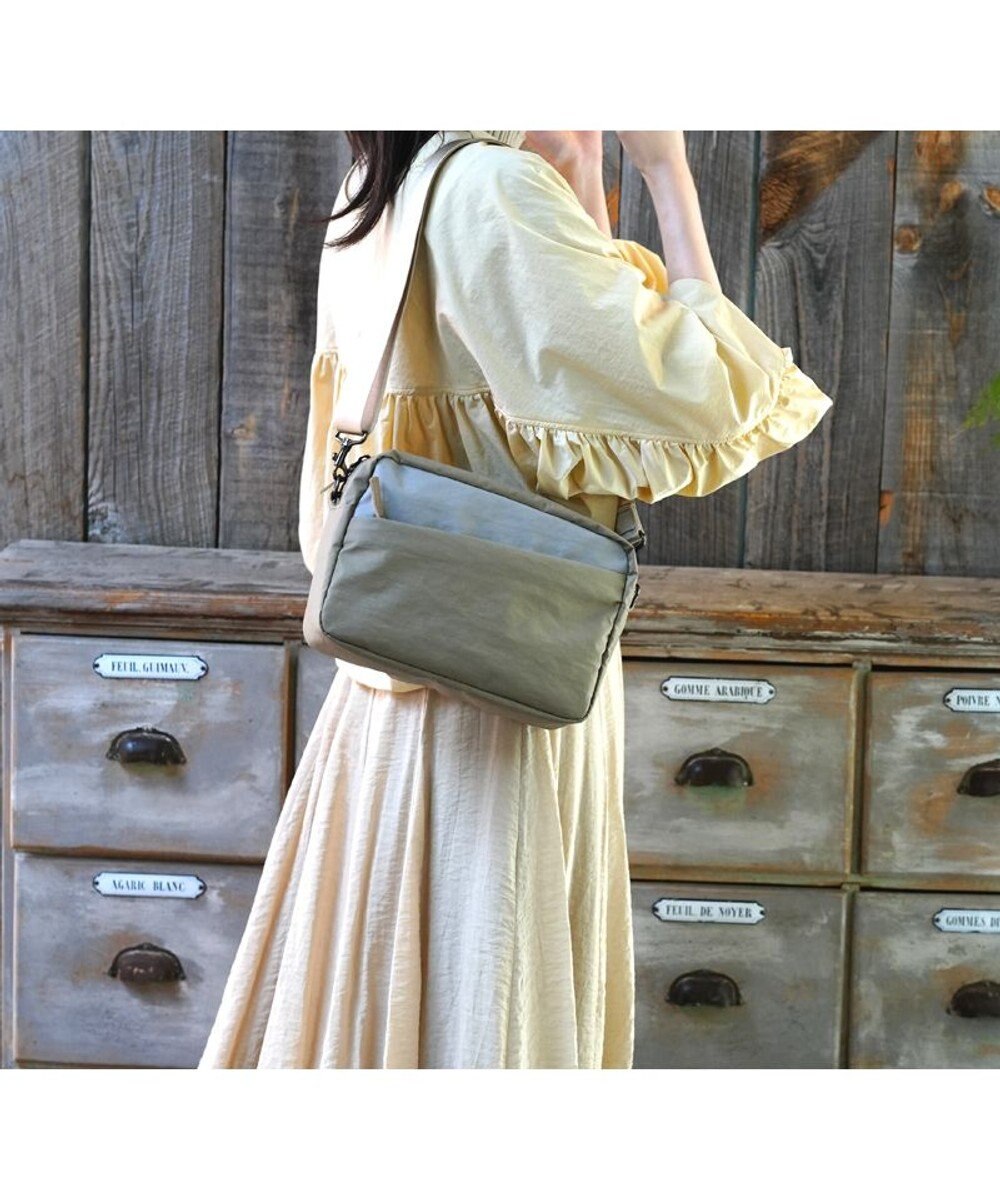 Regalo Felice 【雨の日でも安心 / 撥水生地＆止水ファスナー】ショルダー / REGALO 