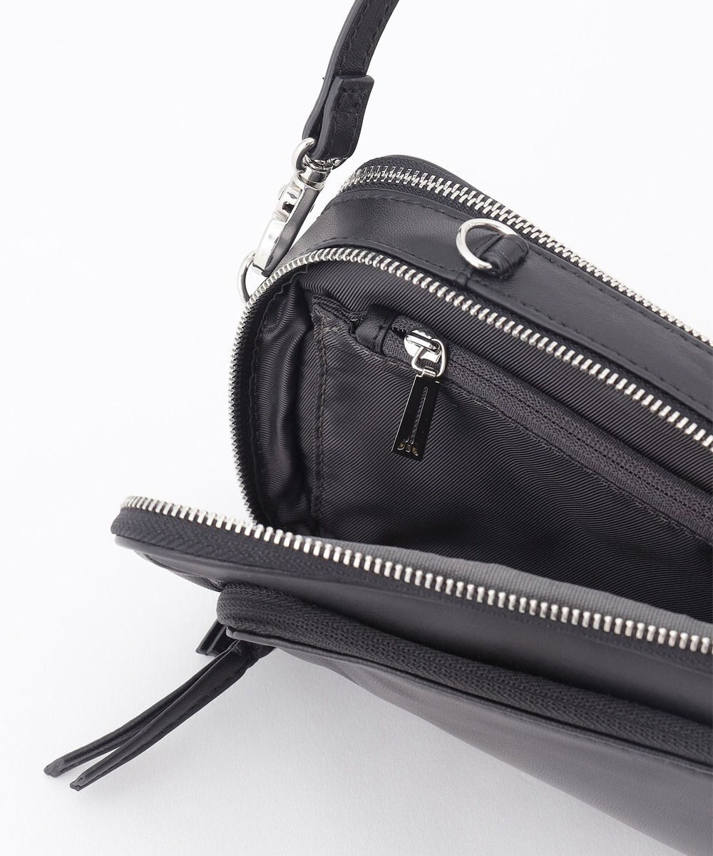 Y'SACCS イタリアンシープ多機能ポシェット 