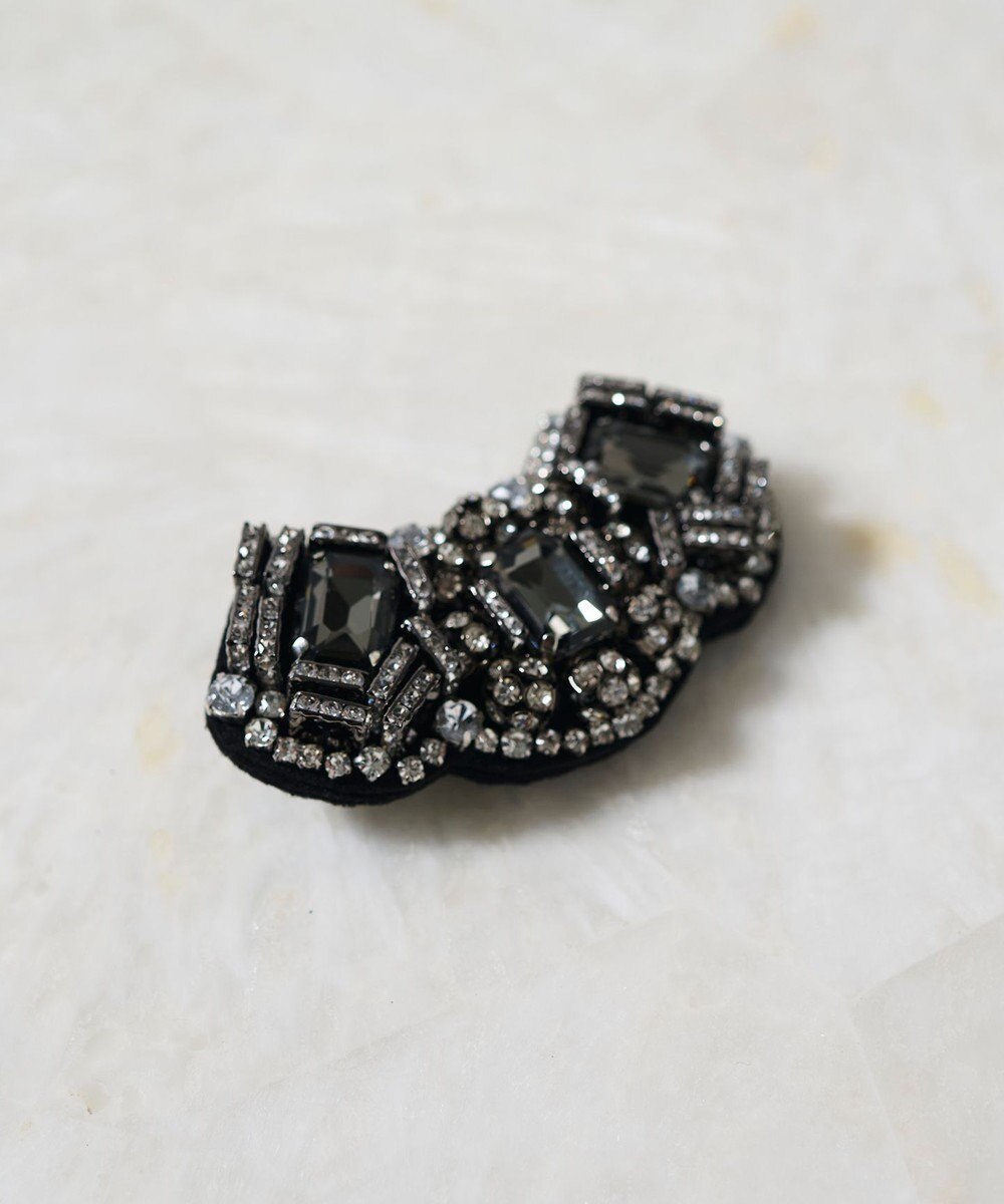 GRACE CONTINENTAL ビジューカーブブローチ 