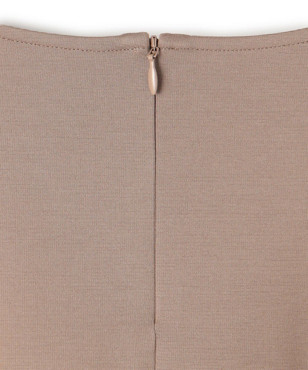 ICB L 【WEB限定・洗える】ヴィスコースストレッチポンチ イレギュラーヘムプルオーバー 