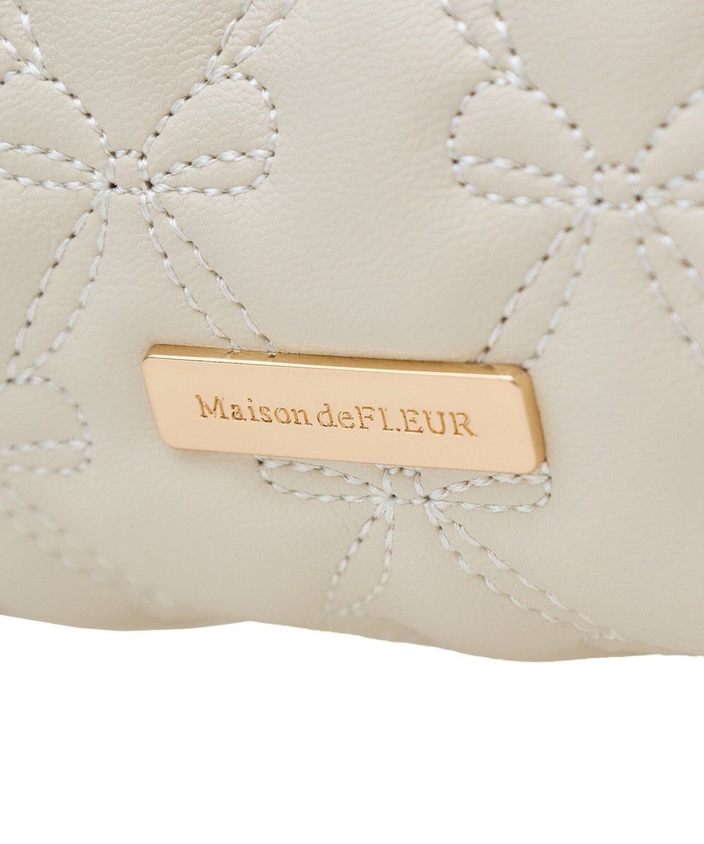 Maison de FLEUR リボンキルティングロングポーチ 