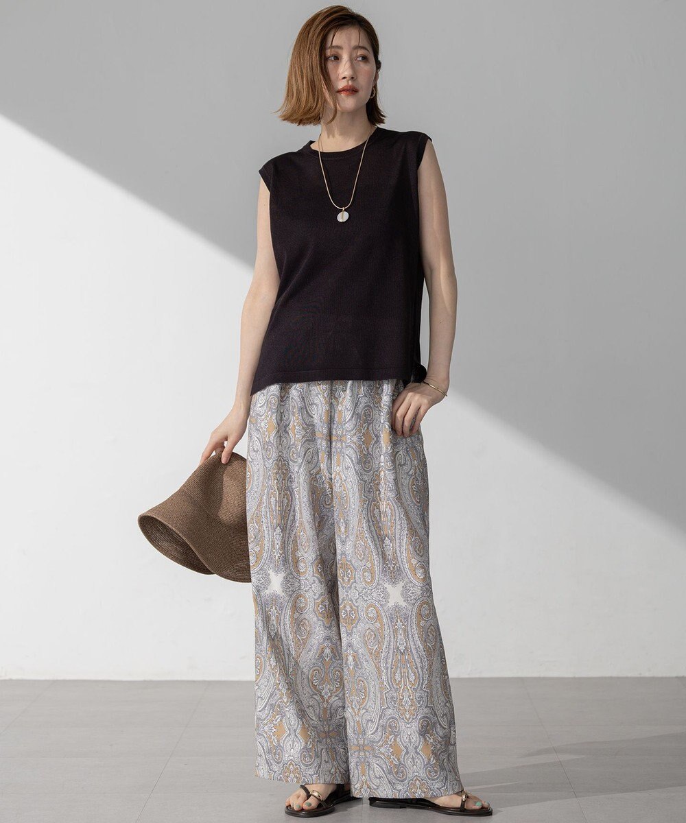 23区 【CanCam10月号掲載/新色追加】シャイニーシアー ノースリーブ ニット 