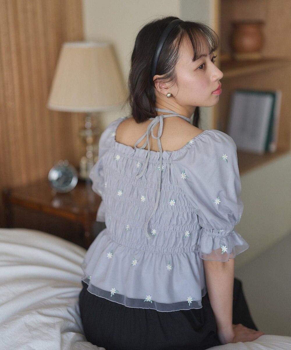 earth music&ecology フラワー刺繍シャーリングプルオーバー 