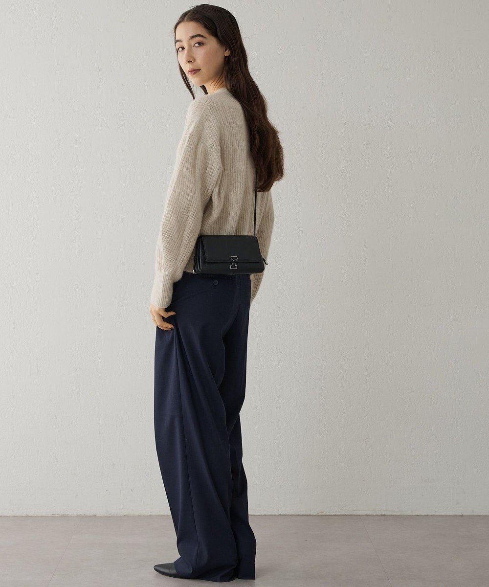 IACUCCI アバ ウォレットショルダー CERVO 