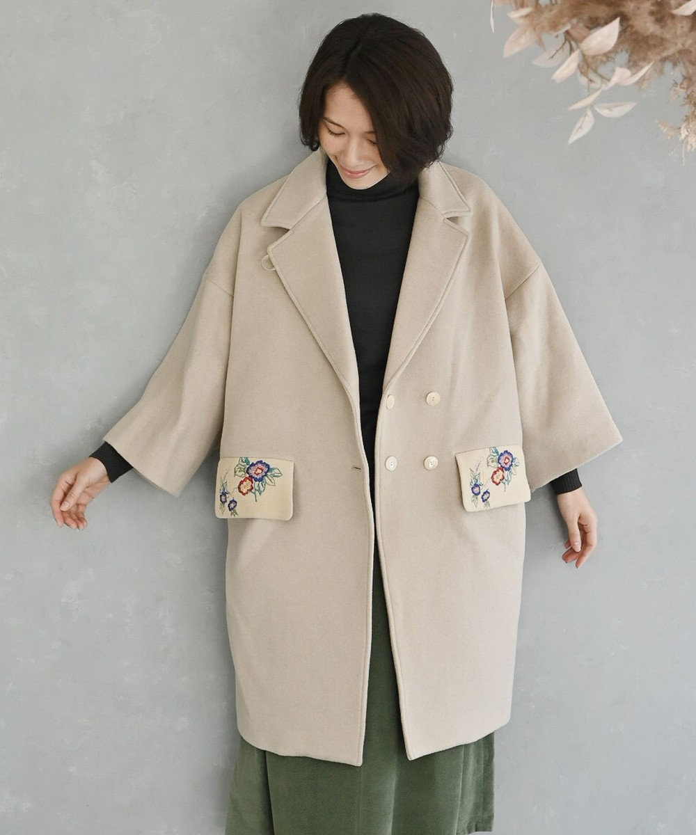 軽くて暖かい上質ウール混〉野ばら刺繍のコート / muuc | ファッション