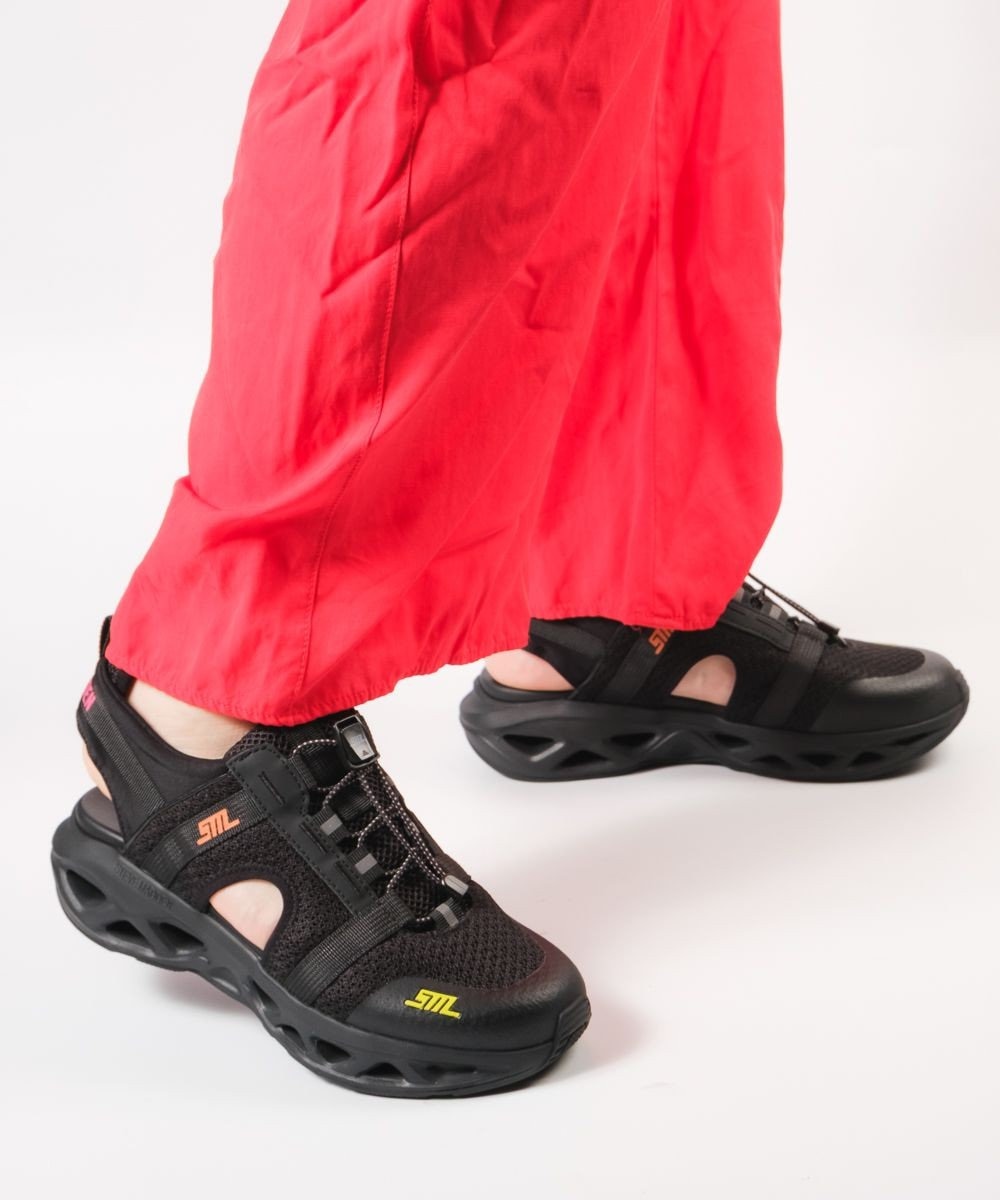 STEVE MADDEN SURGE 7 厚底クッションソールスポーツサンダル 