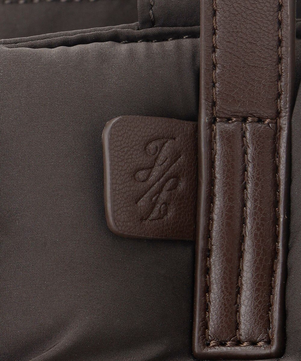 自由区 【SHIHOさん着用】パディングナイロン2ハンドルトート バッグ 