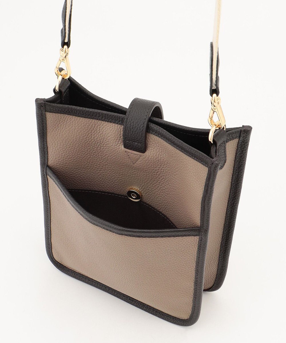 LA BAGAGERIE スクエアレザーミニショルダーバッグ 