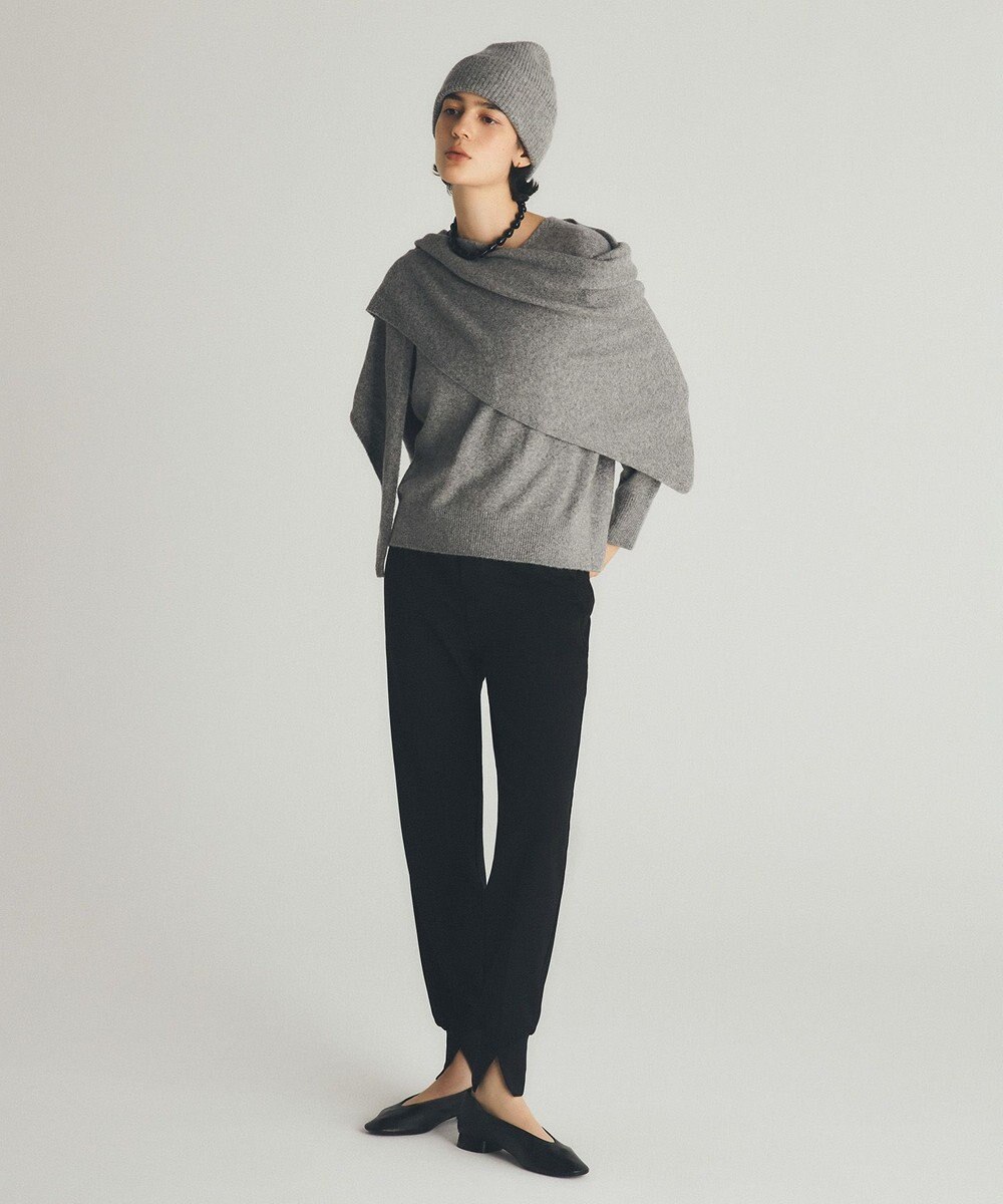 UNFILO 【WEB/一部店舗限定】ふわふわニット 三角ストール 