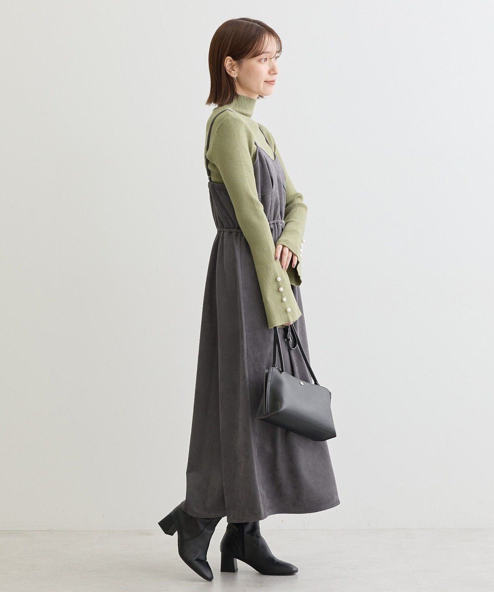 Green Parks ・ｓｗｉｎｇ　ｂｙ　袖パールボタンハイネックニット 