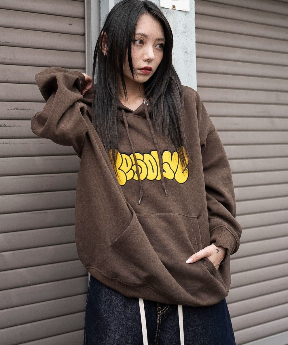 WEGO 【ユニセックス着用ITEM/SMLサイズ展開】グラフィックロゴプルパーカー 