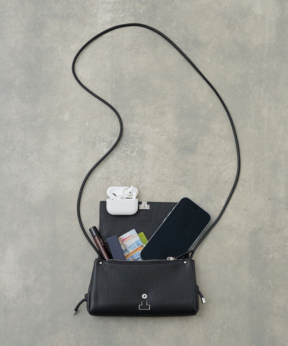 IACUCCI アバ ウォレットショルダー CERVO 