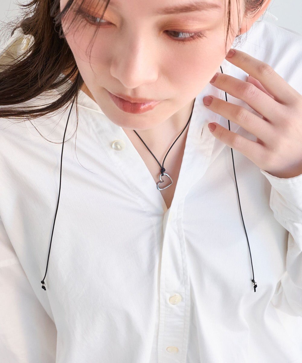 Phoebe <オンワード限定セット>ワンストロークハートコードネックレス×アークカフワイドバングル 